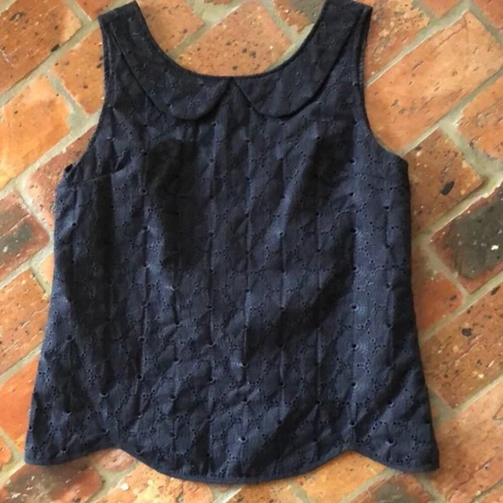 Tulle Eyelet sleeveless Peter Pan collar top size L